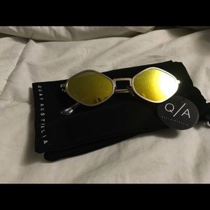 Quay Sunglasses in Purple Honey